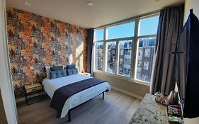 Roomwest